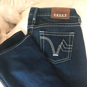 PRVCY JEANS. LIKE NEW. SIZE 26